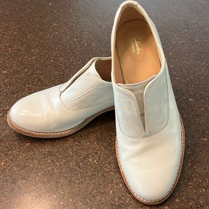 Clark Artisan shoes Women’s size 8 white leather like new